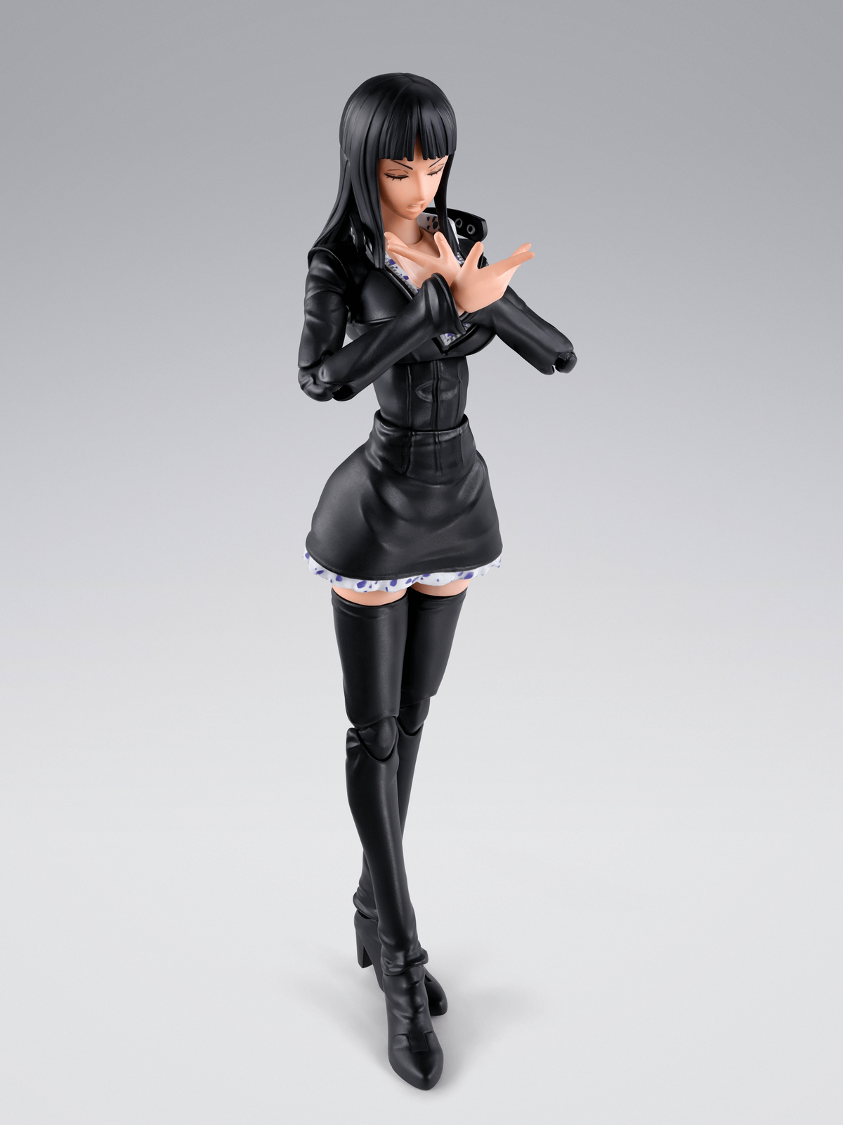 TAMASHII NATIONS S.H.Figuarts Nico Robin (Enies Lobby) One Piece Action Figure