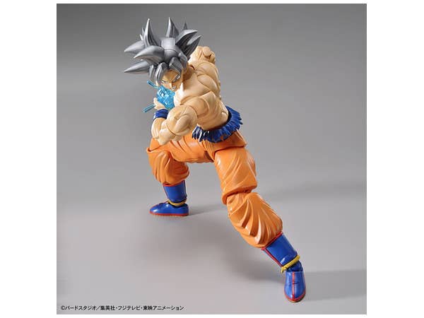 Dragon Ball Super SON GOKU (Ultra Instinct)
